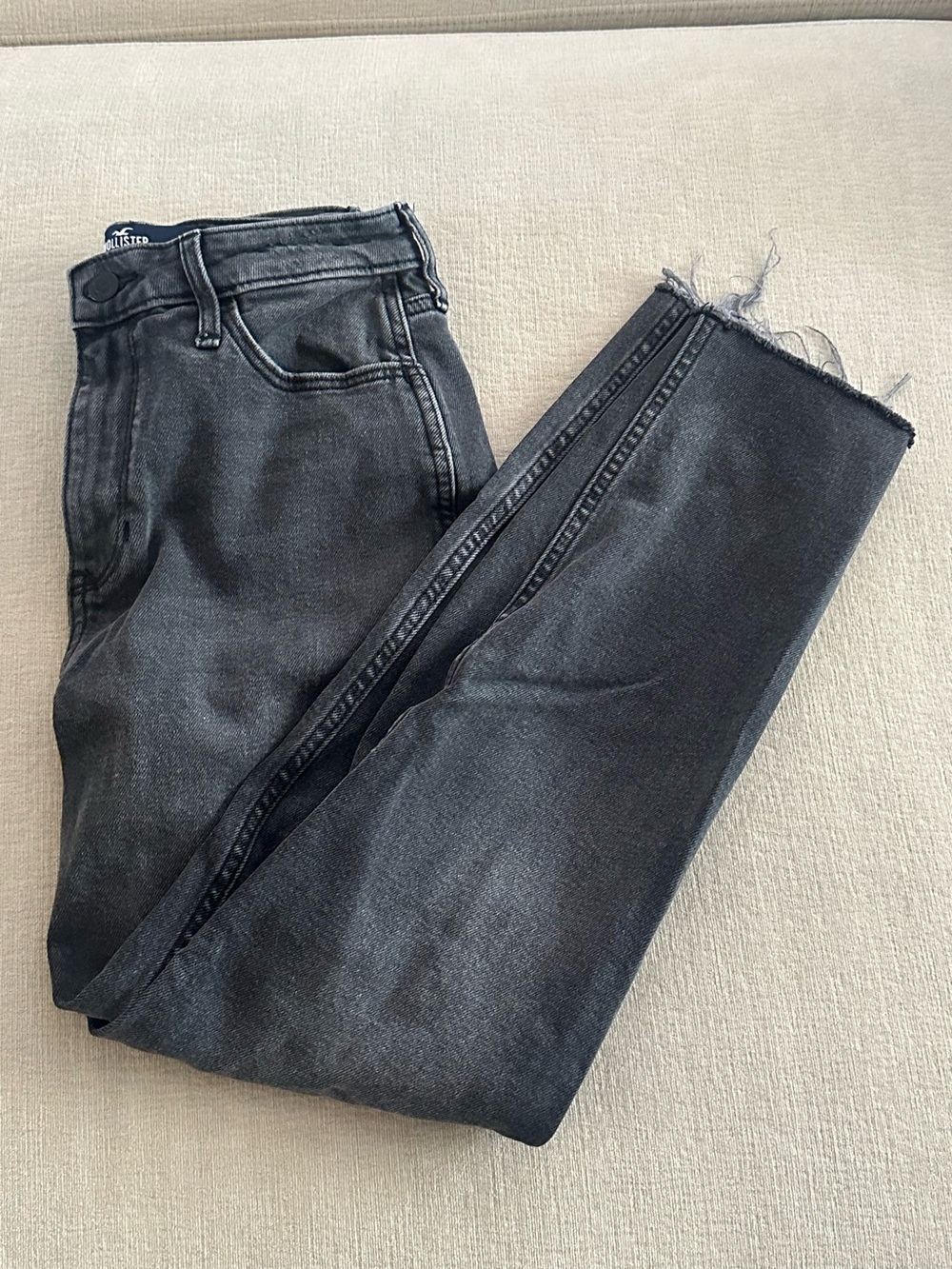 Hollister ultra high-rise Mom jeans